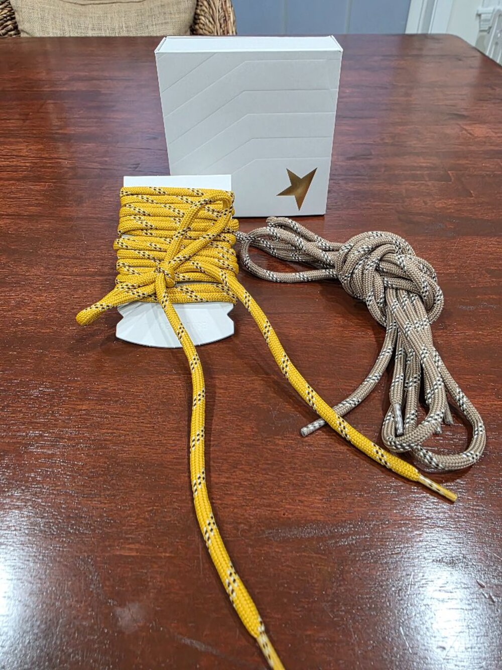 Brand New In Box Golden Goose Lace Kit Set